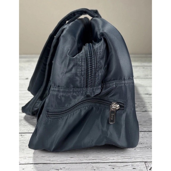 Lug Grey Quilted Duffle Bag-carry On Tote - Picture 2 of 15